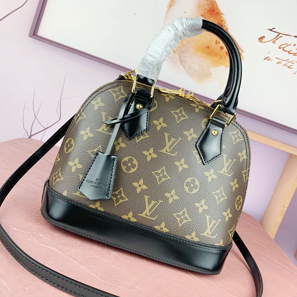 ルイヴィトンバッグ正面デザイン